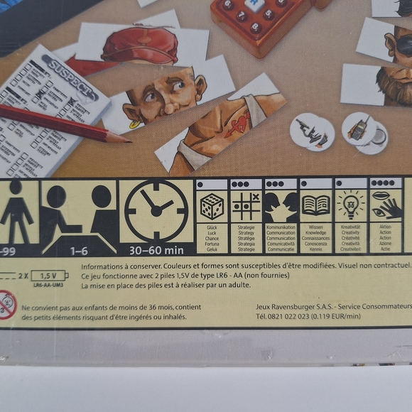Suspect Board Game French NEW - Picture 13 of 13